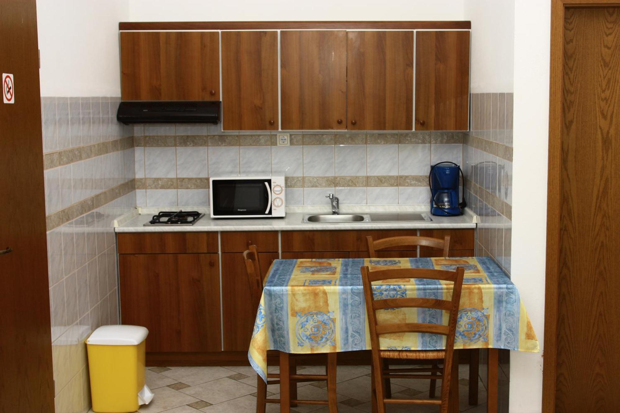 Apartments And Rooms Villa Chiara Krnica Dış mekan fotoğraf