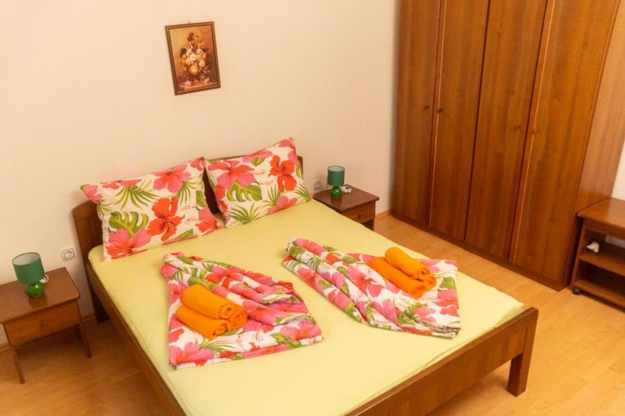 Apartments And Rooms Villa Chiara Krnica Dış mekan fotoğraf