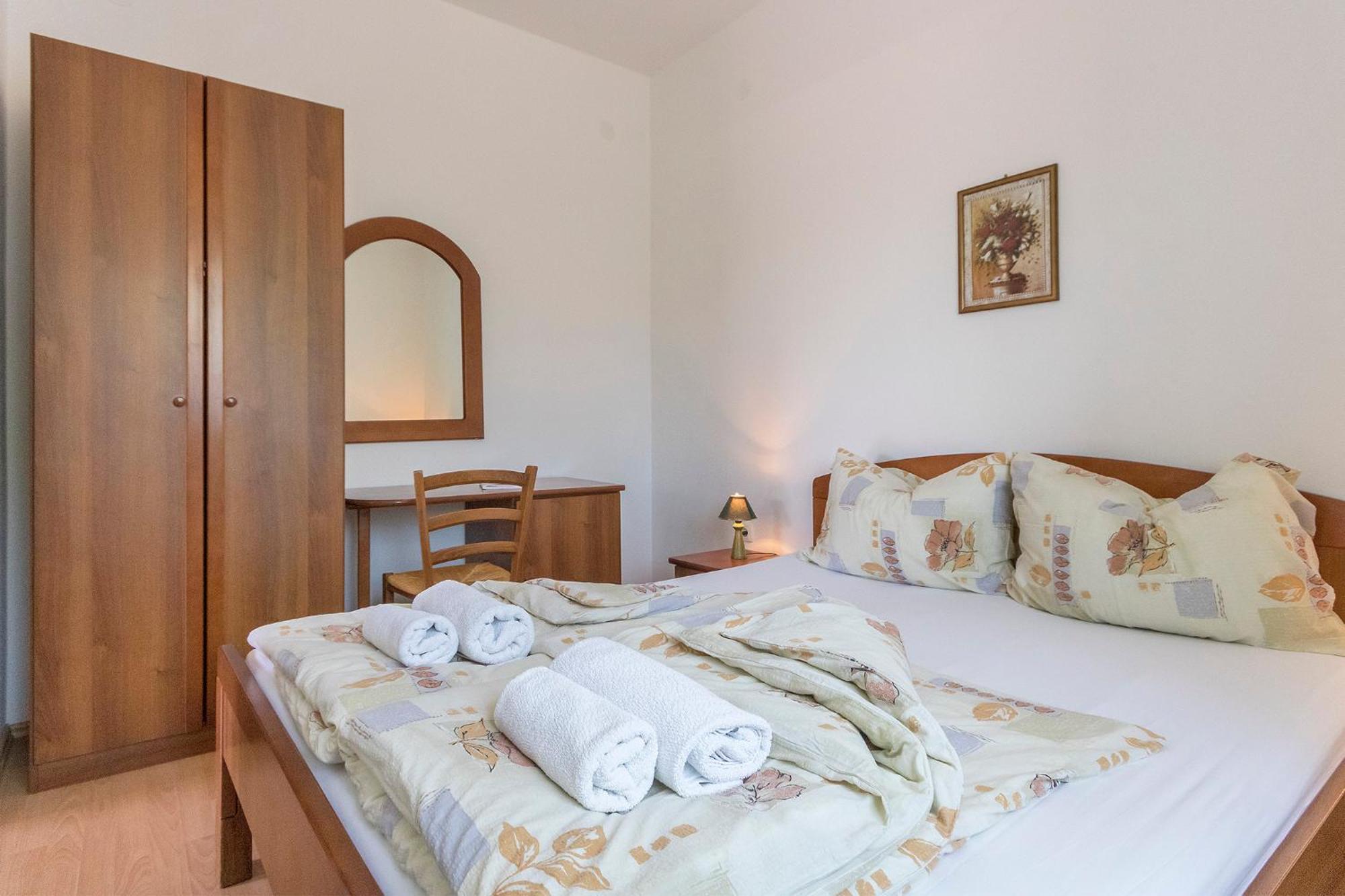 Apartments And Rooms Villa Chiara Krnica Dış mekan fotoğraf
