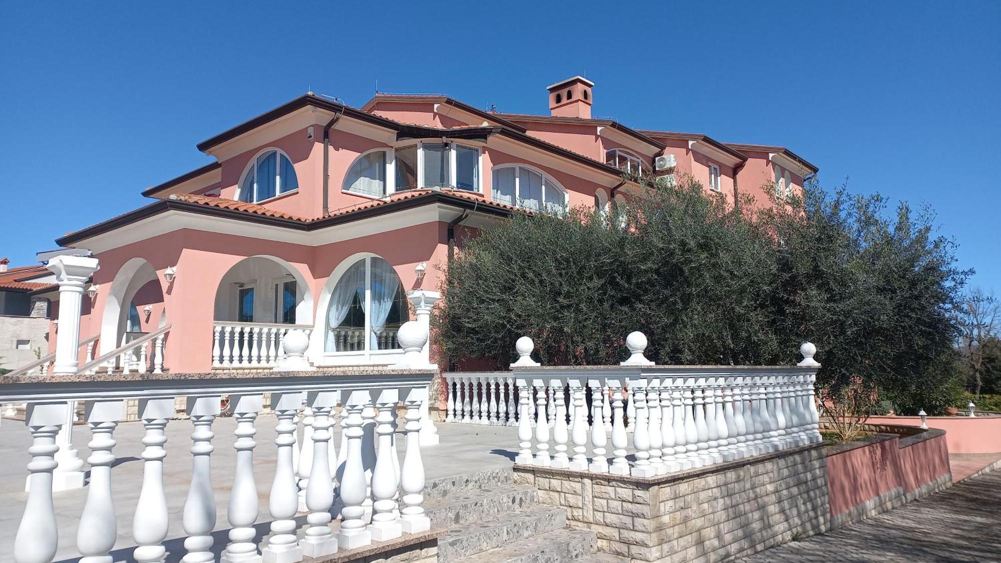 Apartments And Rooms Villa Chiara Krnica Dış mekan fotoğraf